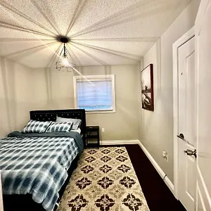  Homestay Deluxe Double Ii- Hazel Stays Canada
